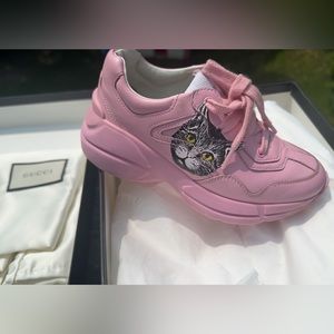 Size 28 Toddler Pink Gucci Rythons